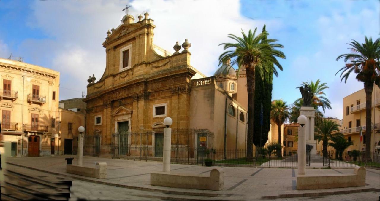 Piazza Repubblica Appartament Alcamo Exterior foto